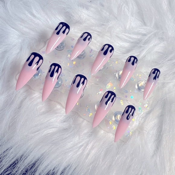 Long stiletto press on nails - Picture 3 of 3